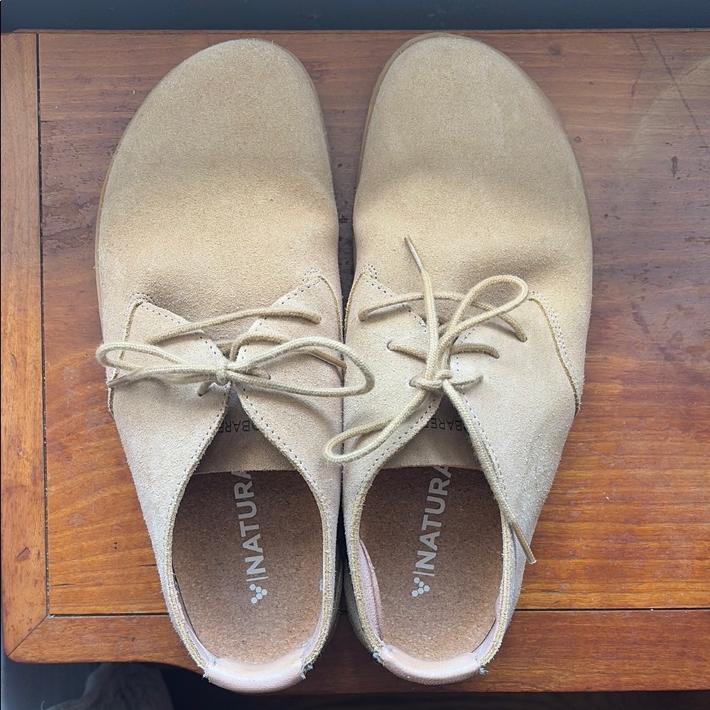 suede vivo barefoot tan oxford size 40 barely worn